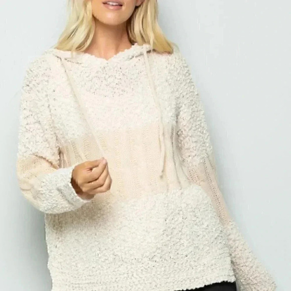 Very Soft Hoodie Top - Picture 4 of 8